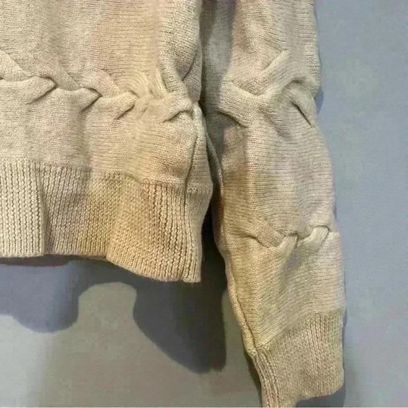 Babaton women’s  sweater - Picture 2 of 4